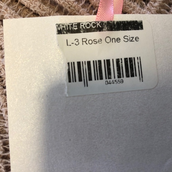 Me & Gee Soft Knit Crop Top l Pink - Picture 4 of 6